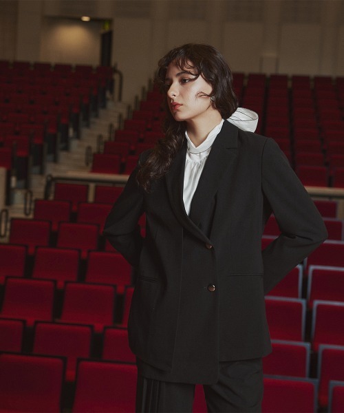 Callarus(カラルス)の「<単品>ストレッチレイヤーデザインテーラードジャケット〔Callarus〕(テーラードジャケット・レディース・ブラック/グレー・S/M/L/LL/3L)」の20枚目の写真