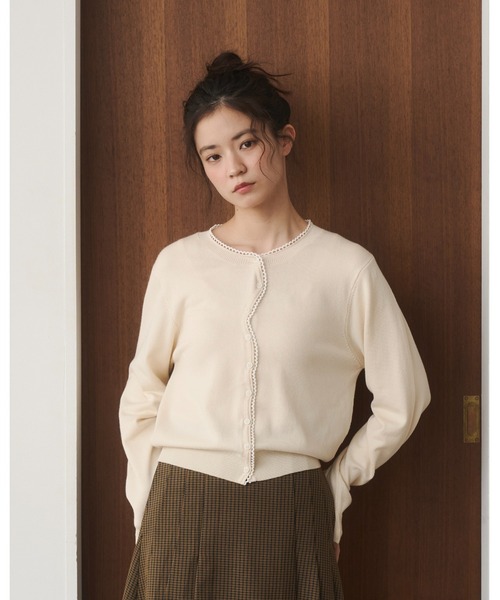 moi tytto（モイテュット）の「ノーカラーレースカーディガン（カーディガン/ボレロ・レディース・レッド/グレー/ブラウン/ブラック/アイボリー・FREE）」の16枚目の写真