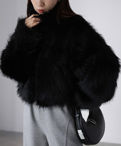 Riberry（リベリー）の「ショート丈ダブルジップフェイクファーブルゾン（ブルゾン・レディース・ブラック/ベージュ系/ベージュ・FREE）」の21枚目の写真