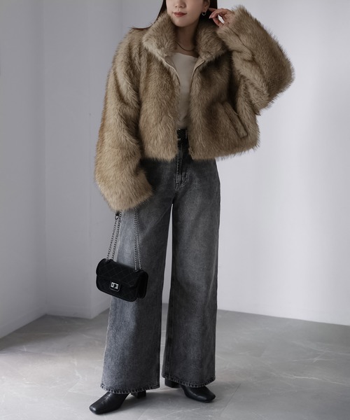 Riberry（リベリー）の「ショート丈ダブルジップフェイクファーブルゾン（ブルゾン・レディース・ブラック/ベージュ系/ベージュ・FREE）」の11枚目の写真