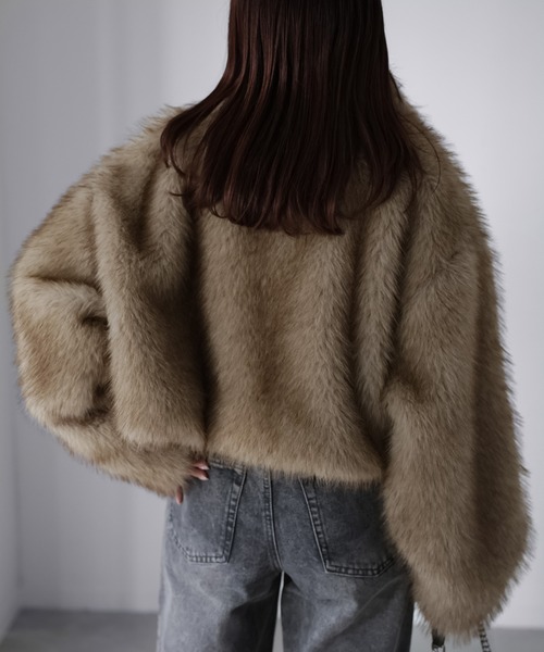 Riberry（リベリー）の「ショート丈ダブルジップフェイクファーブルゾン（ブルゾン・レディース・ブラック/ベージュ系/ベージュ・FREE）」の15枚目の写真