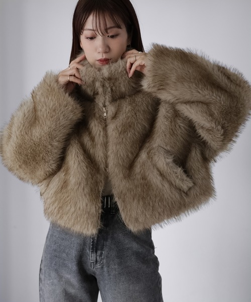 Riberry（リベリー）の「ショート丈ダブルジップフェイクファーブルゾン（ブルゾン・レディース・ブラック/ベージュ系/ベージュ・FREE）」の16枚目の写真