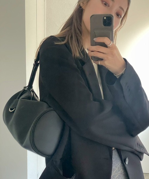 HAYNI（ヘイニ）の「Saoriさん&MAISON HAYNIコラボ Calmea noir カルメノワール｜MAISON HAYNI（ハンドバッグ・レディース・ブラック・FREE）」の6枚目の写真