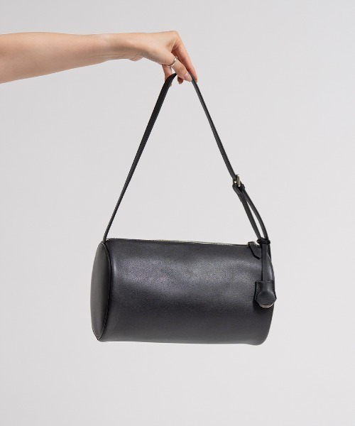 HAYNI（ヘイニ）の「Saoriさん&MAISON HAYNIコラボ Calmea noir カルメノワール｜MAISON HAYNI（ハンドバッグ・レディース・ブラック・FREE）」の15枚目の写真