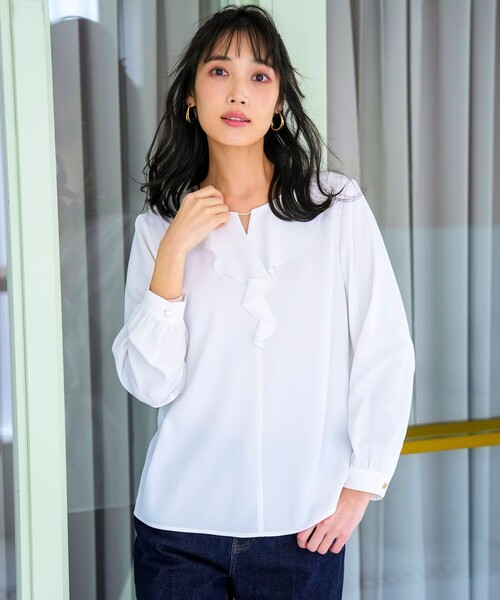 ANY SIS(エニィスィス)の「フリル ブラウス(シャツ/ブラウス・レディース・ホワイト系/スカイブルー系・MEDIUM)」の1枚目の写真