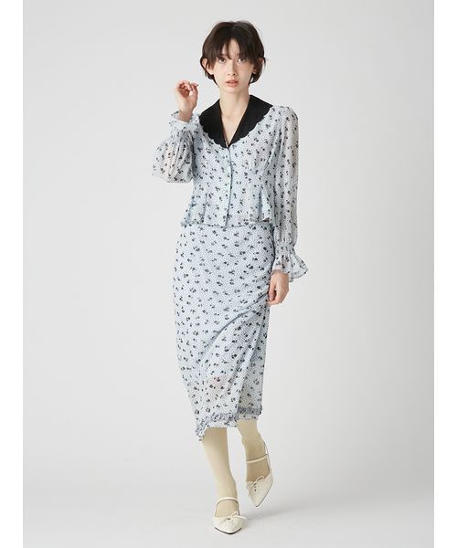 LILY BROWN(リリーブラウン)の「クラシックプリントカラーブラウス(シャツ/ブラウス・レディース・ライトベージュ/サックスブルー/ネイビー・F)」の12枚目の写真