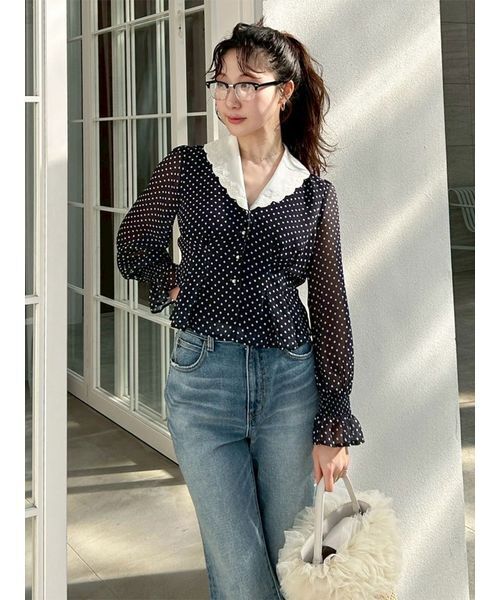 LILY BROWN(リリーブラウン)の「クラシックプリントカラーブラウス(シャツ/ブラウス・レディース・ライトベージュ/サックスブルー/ネイビー・F)」の15枚目の写真