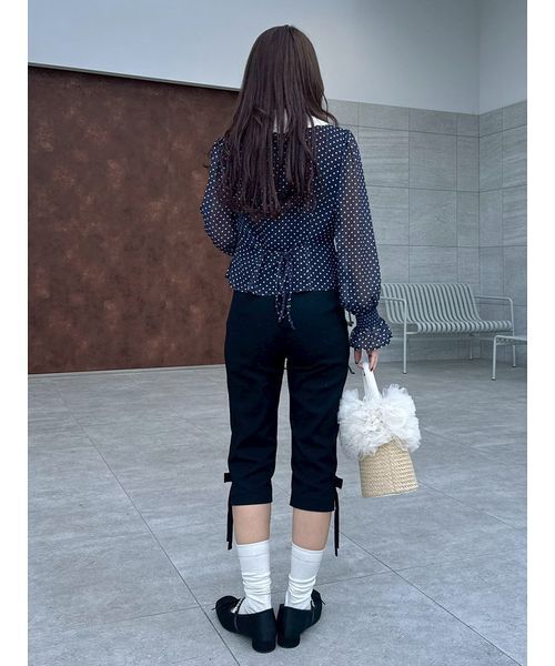 LILY BROWN(リリーブラウン)の「クラシックプリントカラーブラウス(シャツ/ブラウス・レディース・ライトベージュ/サックスブルー/ネイビー・F)」の21枚目の写真