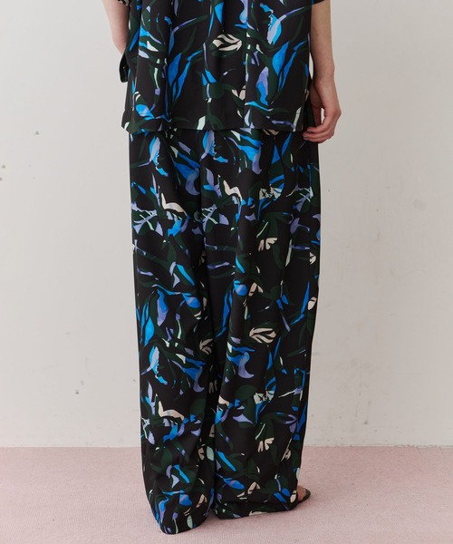 LA BELLE ETUDE（ラベルエチュード）の「オリジナルニュアンス柄リラックスパンツ（その他パンツ・レディース・ブラック/ライトグリーン・0/1）」の13枚目の写真