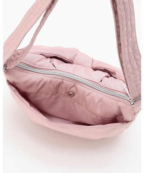 mezzo piano Junior(メゾピアノジュニア)の「ふんわりリボンの三日月ショルダーバッグ(バックパック/リュック・キッズ・ピンク/ホワイト/ブラック・F)」の11枚目の写真