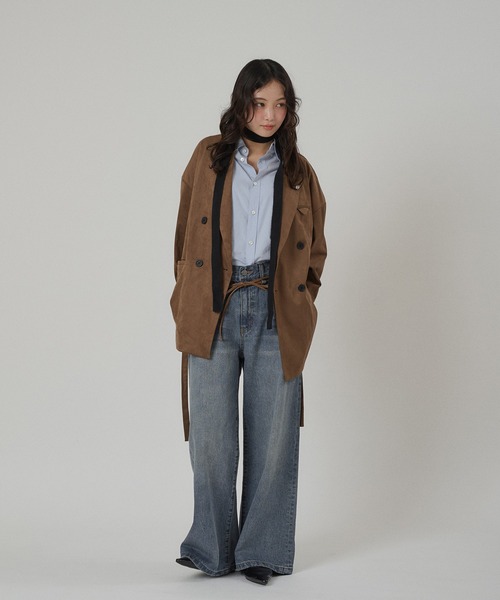 MUHET(ミュエータ)の「belted denim pants / ベルト付きデニムパンツ(デニムパンツ・レディース・インディゴブルー/ライトインディゴブルー・SMALL/MEDIUM/LARGE)」の6枚目の写真
