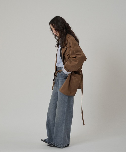MUHET(ミュエータ)の「belted denim pants / ベルト付きデニムパンツ(デニムパンツ・レディース・インディゴブルー/ライトインディゴブルー・SMALL/MEDIUM/LARGE)」の7枚目の写真