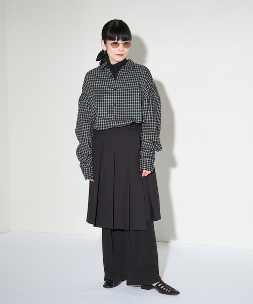 GRISE(グリーズ)の「《WEB+一部店舗限定》GRISEレザースクエアカットワークレースアップフラット(その他シューズ・レディース・ベージュ/ブラック/アイボリー・22cm/22.5cm/23cm/23.5cm/24cm/24.5cm/25cm)」の9枚目の写真