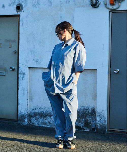 ムラサキスポーツ(ムラサキスポーツ)の「DEAR LAUREL/ディアローレル SHORE TECH SS SHIRT 【セットアップ対応】半袖シャツ DL26S-2402(シャツ/ブラウス・メンズ・グレー/オリーブ/ブラック/ブラウン系その他/グレー系その他・XL/L/M)」の2枚目の写真