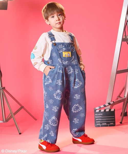 pairmanon（ペアマノン）の「【モンスターズ・インク】ユニセックス ネームタグ デニムサロペット（サロペット/オーバーオール・キッズ・ライトブルー・100/110/120/130/90）」の5枚目の写真