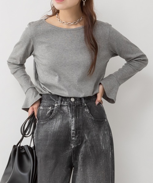 aity(アイティ)の「M-4L フレアスリーブコットンカットソー(Tシャツ/カットソー・レディース・オフホワイト/ブラック/カーキ/チャコールグレー/杢グレー・M/4L/3L/LL/L)」の5枚目の写真