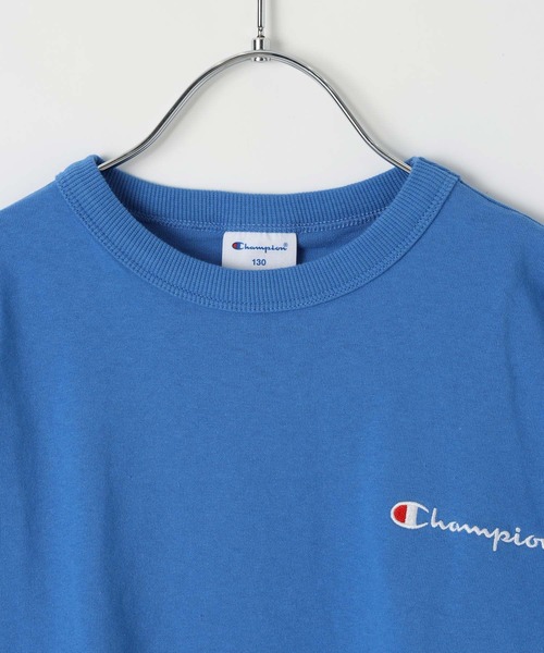 Champion（チャンピオン）の「[新色登場!!160cmまで♪]【Champion(チャンピオン）】ルーズフィットT(KIDS)（Tシャツ/カットソー・キッズ・ブラック/ライトブルー/グレー/オフホワイト/ライトパープル/ネイビー・150cm/140cm/130cm/120cm/160cm）」の9枚目の写真