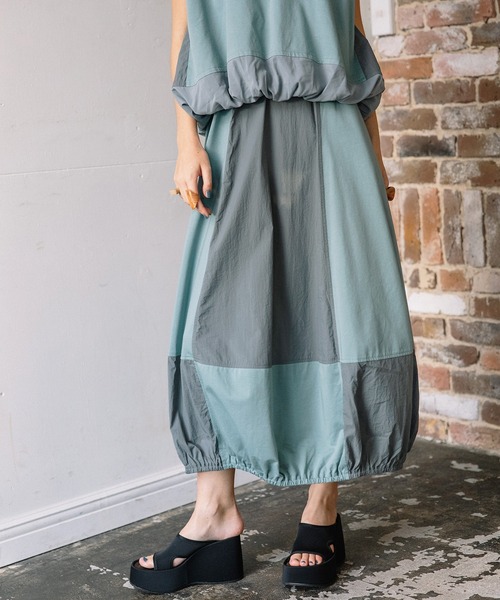 AULA AILA（アウラアイラ）の「コクーンレイヤードワンピース（ワンピース・レディース・グリーン/オフホワイト/ブラック・0）」の20枚目の写真