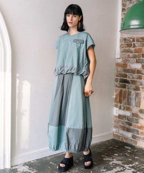 AULA AILA（アウラアイラ）の「コクーンレイヤードワンピース（ワンピース・レディース・グリーン/オフホワイト/ブラック・0）」の16枚目の写真