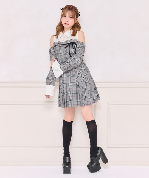 apres jour(アプレジュール)の「オープンショルダードッキングミニワンピース(ワンピース・レディース・ブラウン系その他/ブラック系その他・X-LARGE/フリー)」の1枚目の写真
