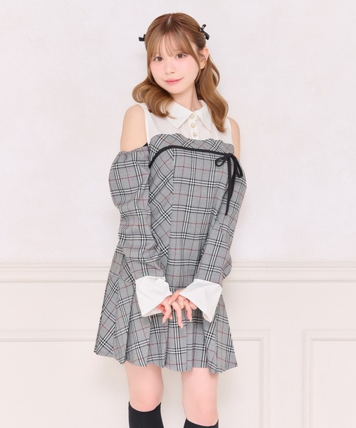 apres jour(アプレジュール)の「オープンショルダードッキングミニワンピース(ワンピース・レディース・ブラウン系その他/ブラック系その他・X-LARGE/フリー)」の4枚目の写真