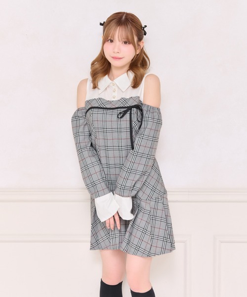 apres jour(アプレジュール)の「オープンショルダードッキングミニワンピース(ワンピース・レディース・ブラウン系その他/ブラック系その他・X-LARGE/フリー)」の5枚目の写真