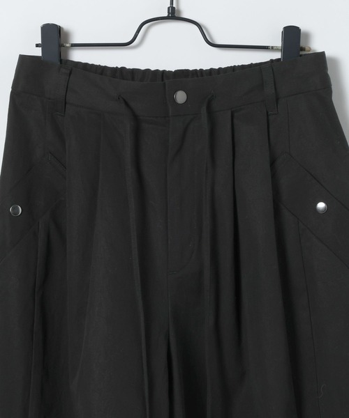 JEANASIS（ジーナシス）の「ミリタリータックボリュームパンツ/657336（その他パンツ・レディース・ベージュ/ホワイト/ブラック・FREE）」の5枚目の写真