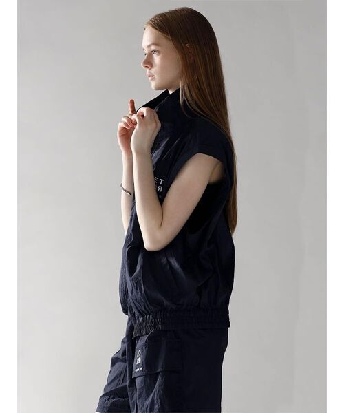 :ETHROF(イーサオブ)の「2WAY DOUBLE-ZIP NYLON JACKET(その他アウター・レディース・ネイビー/ロイヤルブルー/ブラック・MEDIUM)」の11枚目の写真