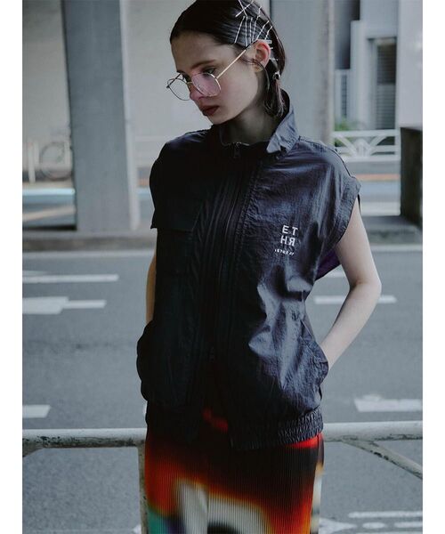 :ETHROF(イーサオブ)の「2WAY DOUBLE-ZIP NYLON JACKET(その他アウター・レディース・ネイビー/ロイヤルブルー/ブラック・MEDIUM)」の2枚目の写真
