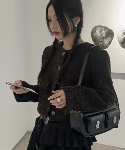Lips(リップス)の「ダブルポケット 2WAYショルダーバッグ / 韓国ファッション ミニバッグ コンパクトバッグ トレンドバッグ 大人かわいい(ショルダーバッグ・レディース・ブラック/ホワイト/ベージュ・FREE)」の20枚目の写真