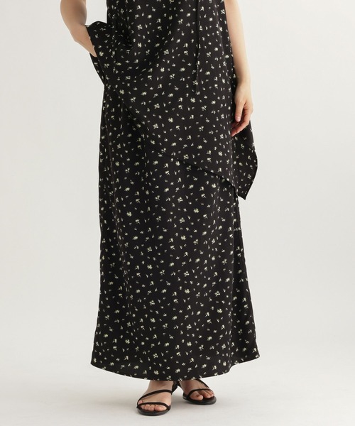 studio CLIP（スタディオクリップ）の「【daily CLIP】ミニフラワーストレートスカート（スカート・レディース・ブラック/ベージュ・FREE）」の5枚目の写真