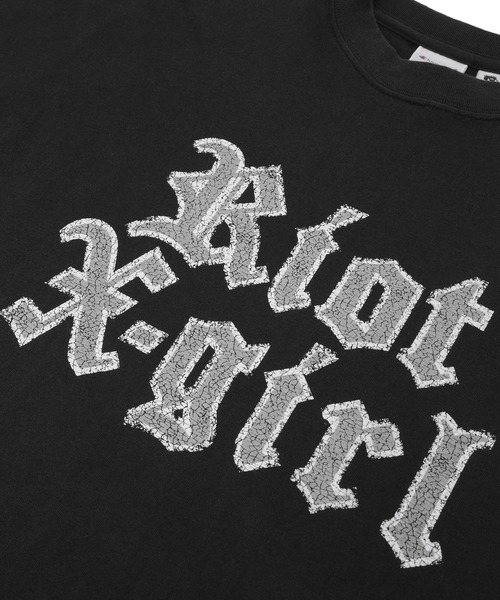 Champion（チャンピオン）の「Champion for X-girl FADED LOGO S/S BIG TEE DRESS（ワンピース・レディース・ブラック/ネイビー・S/M）」の13枚目の写真