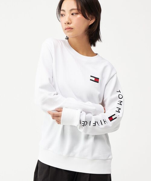 TOMMY HILFIGER(トミーヒルフィガー)の「フレンチテリー ロゴ ロングスリーブスウェット ユニセックス オンライン限定(スウェット・メンズ・チャコールグレー/マルチ/ホワイト・X-LARGE/MEDIUM/SMALL/LARGE)」の14枚目の写真