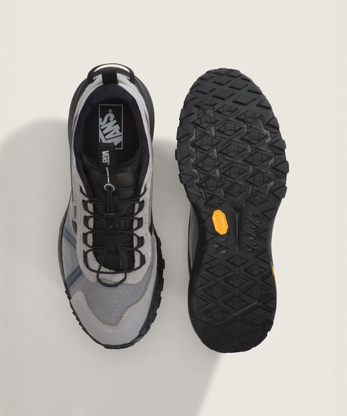 VANS(バンズ)の「クロスパス XC / Crosspath XC DRIZZLE/BLACK VN000EANQ7L1(スニーカー・メンズ・グレー・5.5/6/6.5/7/7.5/8/8.5/9/9.5/10/10.5/11/11.5/5)」の3枚目の写真