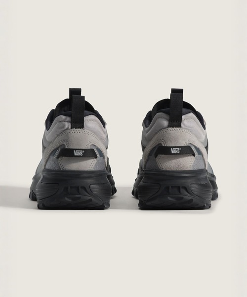 VANS(バンズ)の「クロスパス XC / Crosspath XC DRIZZLE/BLACK VN000EANQ7L1(スニーカー・メンズ・グレー・5.5/6/6.5/7/7.5/8/8.5/9/9.5/10/10.5/11/11.5/5)」の4枚目の写真