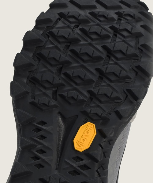 VANS(バンズ)の「クロスパス XC / Crosspath XC DRIZZLE/BLACK VN000EANQ7L1(スニーカー・メンズ・グレー・5.5/6/6.5/7/7.5/8/8.5/9/9.5/10/10.5/11/11.5/5)」の5枚目の写真