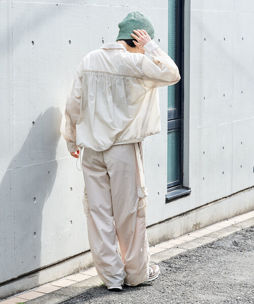 FREAK'S STORE（フリークスストア）の「Super Light Nylon ウエストギャザーパンツ＜セットアップ対応＞（カーゴパンツ・レディース・ブラウン/ナチュラル/ブラック・SMALL/MEDIUM）」の8枚目の写真