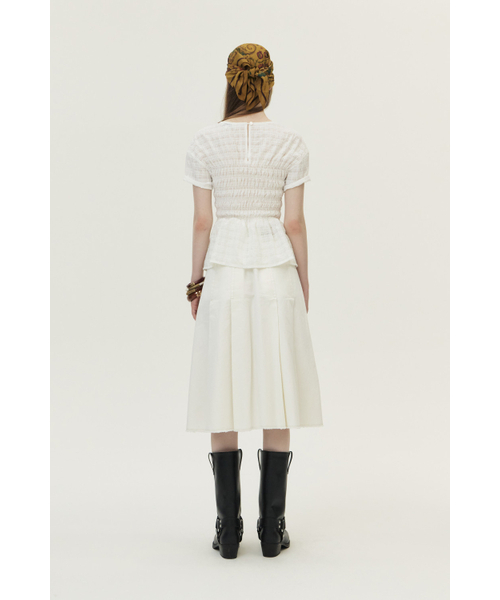 KUME(クメ)の「Smocked Checkered Blouse, White(シャツ/ブラウス・レディース・その他・MEDIUM/LARGE/SMALL)」の4枚目の写真