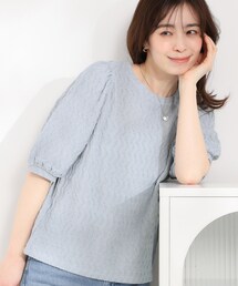 【洗濯機可/S-LL】パフスリーブが女性らしい ウェーブ柄 ジャカードトップス