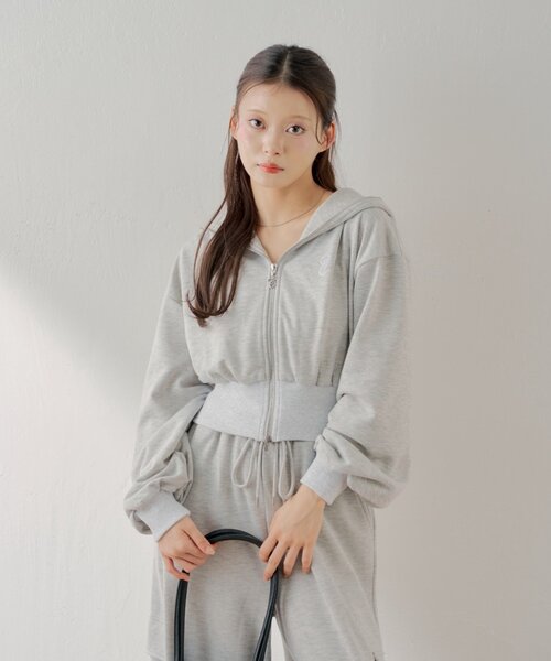 Chico（チコ）の「ダブルジップショート丈パーカー（パーカー・レディース・ホワイト系その他/ピンク/グレー・FREE）」の4枚目の写真