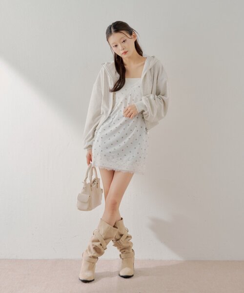 Chico（チコ）の「ダブルジップショート丈パーカー（パーカー・レディース・ホワイト系その他/ピンク/グレー・FREE）」の12枚目の写真