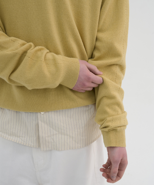 NOUN(ノウン)の「essential collar knit (mustard)(ニット/セーター・メンズ・その他・1/2)」の5枚目の写真