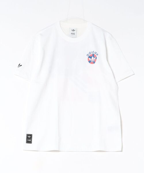 adidas(アディダス)の「adidas アディダス M ARCHIVE FOOTBALL GRAPHIC TEE ショートスリーブ KD1424 WHITE(Tシャツ/カットソー・メンズ・ホワイト・XX-LARGE/X-SMALL/X-LARGE/LARGE/MEDIUM/SMALL)」の1枚目の写真