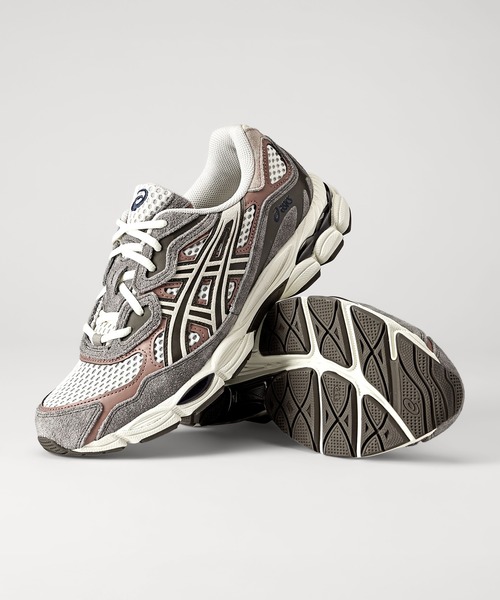 ASICS(アシックス)の「GEL-NYC / ゲルエヌワイシー(スニーカー・メンズ・ホワイト×グレー・26.5/29/24.5/28/27/26/24/23/27.5/29.5/28.5/25/25.5/23.5)」の1枚目の写真