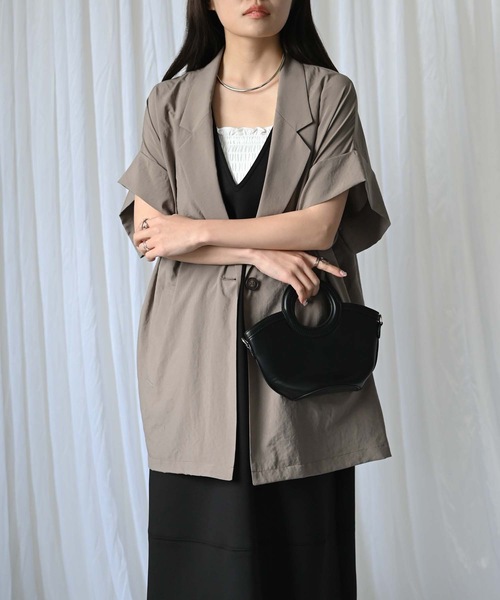 model：H157 着用サイズ：M