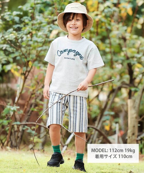 BeBe（ベベ）の「パイルランダムストライプハーフパンツ(80~150cm)（その他パンツ・キッズ・ブラック系その他・110cm/120cm/140cm/150cm/130cm）」の2枚目の写真