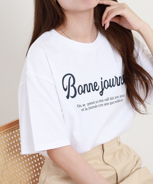 FUNALIVE(ファンアライブ)の「アソート立体ロゴプリントTシャツ 半袖(Tシャツ/カットソー・レディース・ライトグレー/ホワイト系その他/オフホワイト/チャコール/ホワイト・F)」の2枚目の写真