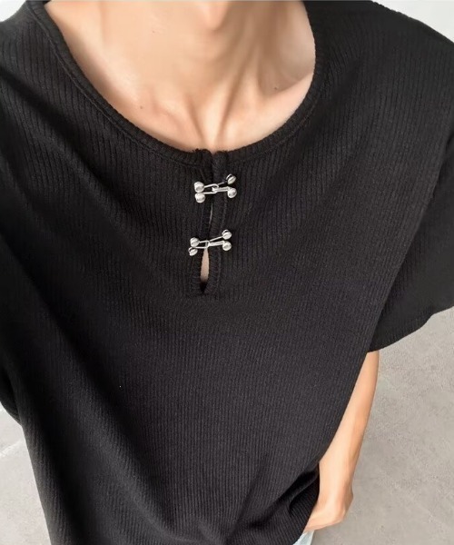 B.R.U(ブル)の「メタルホックヘンリーネックトップス(Tシャツ/カットソー・メンズ・ホワイト/グレー/ブラック・LARGE/MEDIUM)」の7枚目の写真
