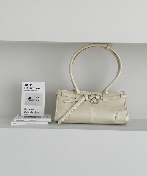 frunco(フランコ)の「ベルト付きナローハンドルBAG(ハンドバッグ・レディース・ブルー/ブラック/ブラウン/ピンク/ホワイト・FREE)」の16枚目の写真