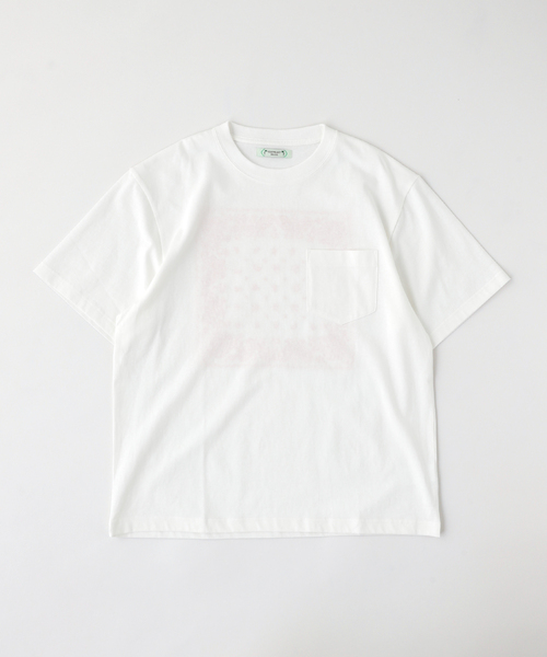 B.C STOCK(ベーセーストック)の「ELEPHANT BRAND / エレファントブランド ex バンダナシシュウTシャツ(Tシャツ/カットソー・メンズ・ホワイト/ブラック/ホワイト系その他・MEDIUM/LARGE)」の4枚目の写真